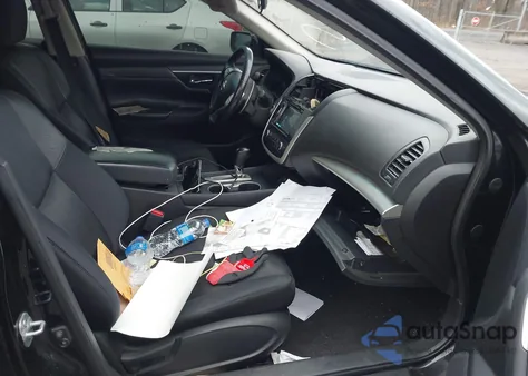 2016 Nissan Altima 2.5 Sr из США, поврежденный, VIN 1N4AL3AP4GC279167